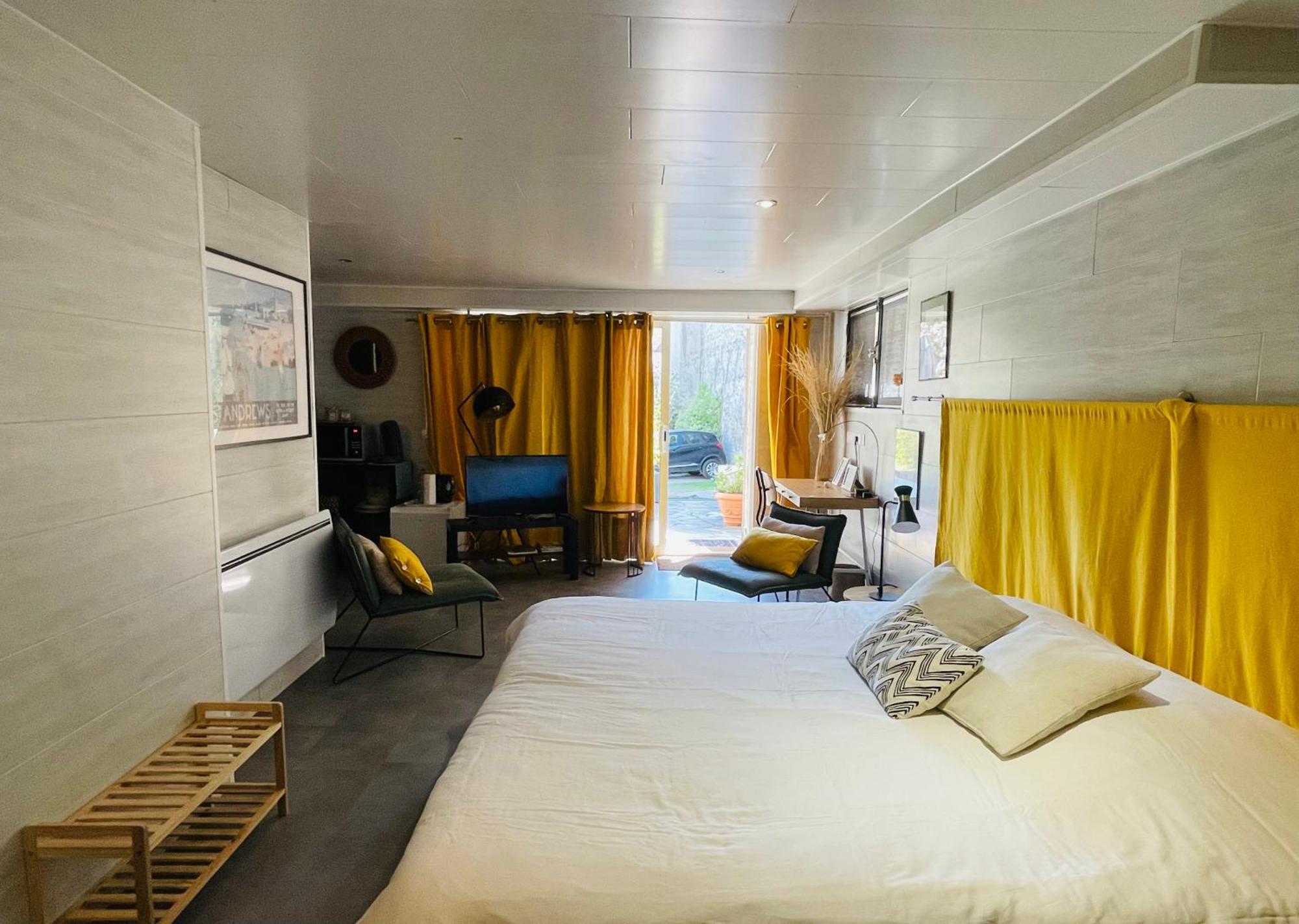 Ambition Zen Presles Hotell Presles  Eksteriør bilde